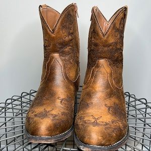 Roper boots